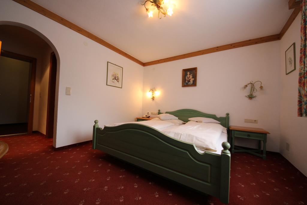Hotel Garni Laerchenhof Lech am Arlberg Zewnętrze zdjęcie