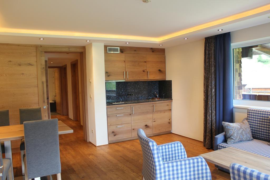 Hotel Garni Laerchenhof Lech am Arlberg Pokój zdjęcie