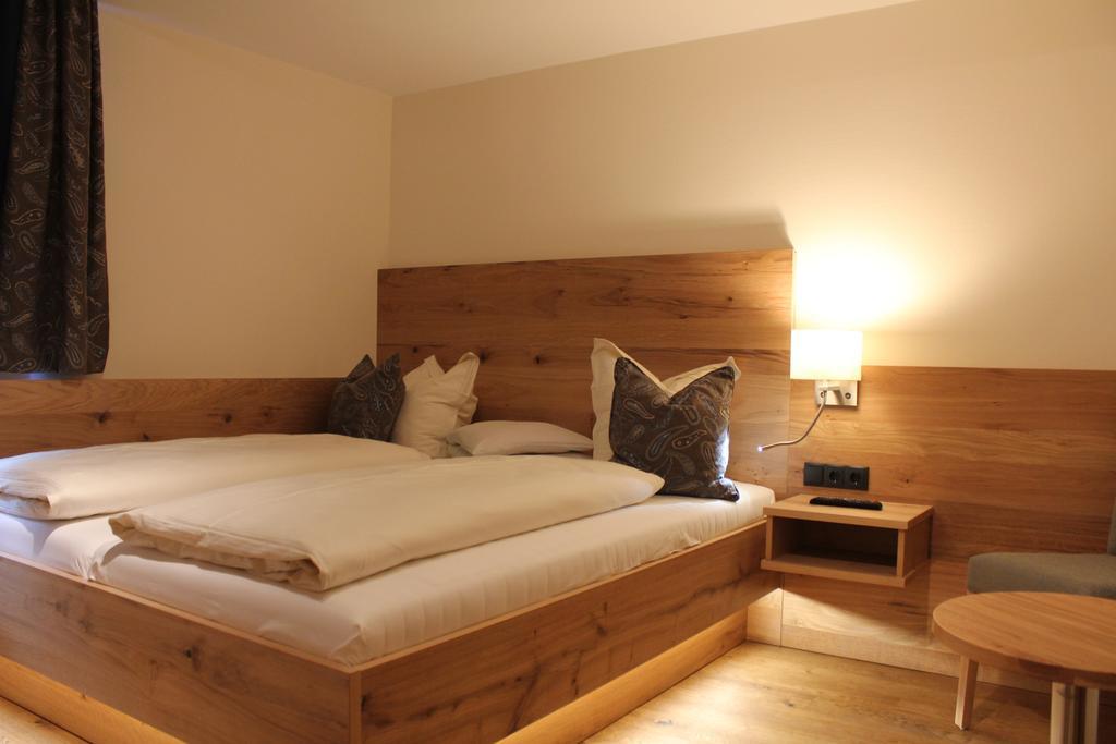 Hotel Garni Laerchenhof Lech am Arlberg Pokój zdjęcie